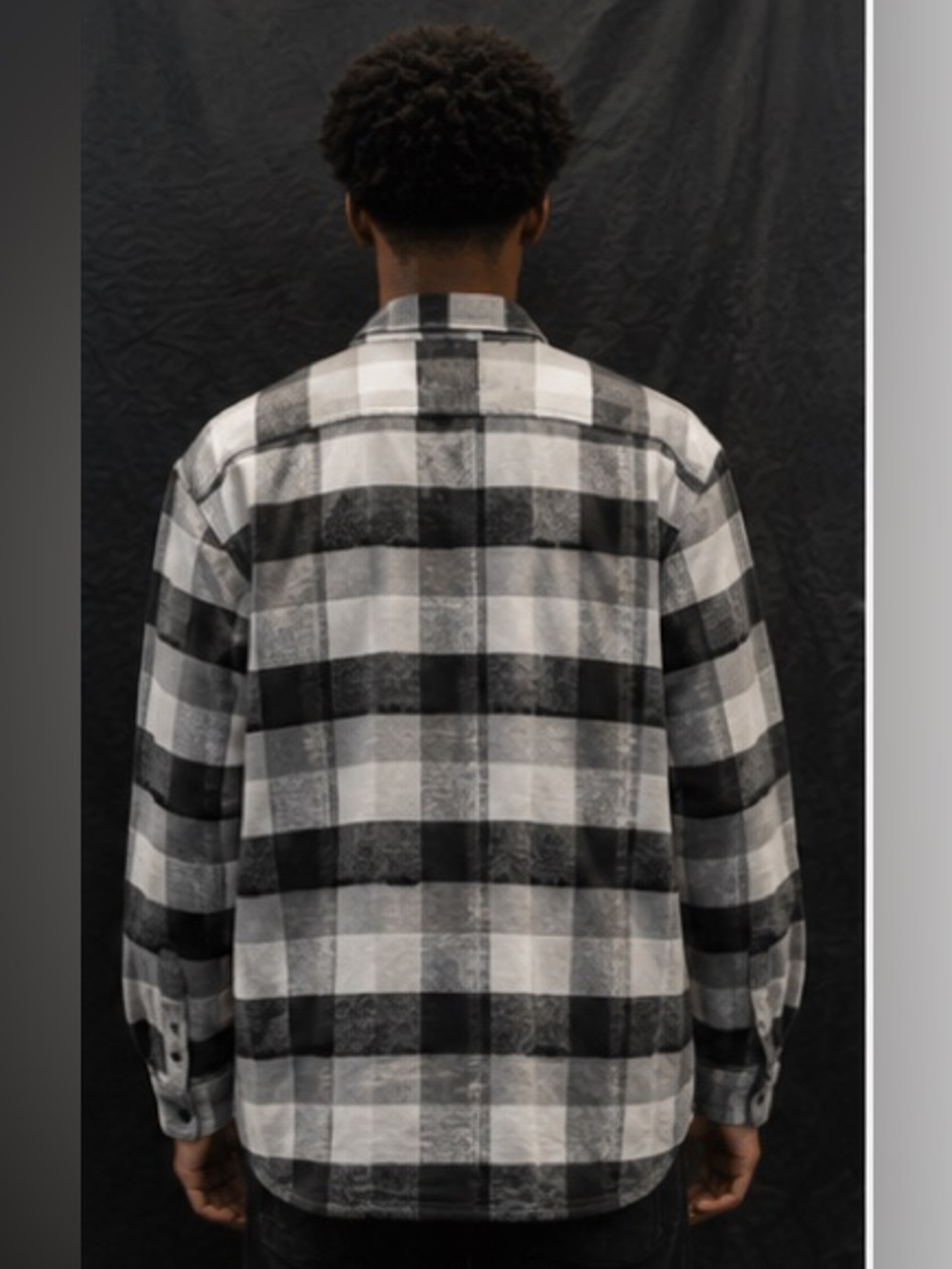 Hollister Black & White Plaid Button-Down Shirt - Picture 4 of 6